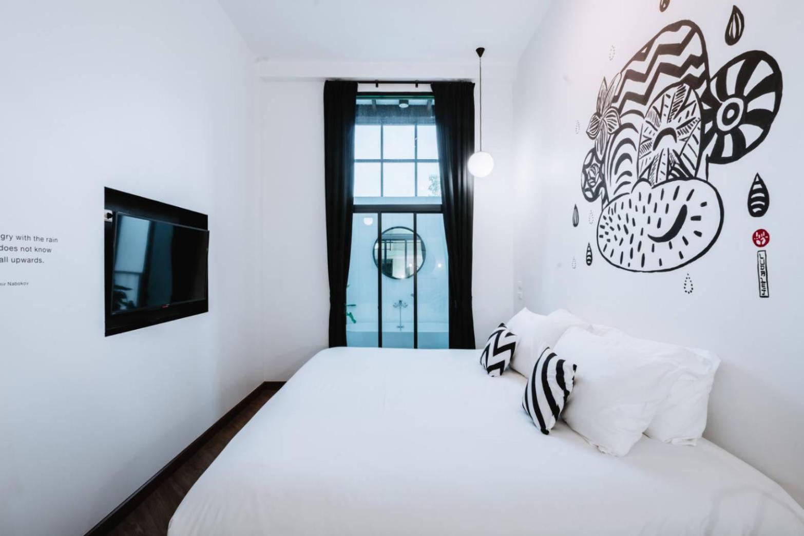 Blu Monkey Hub & Hotel Ranong Exterior photo